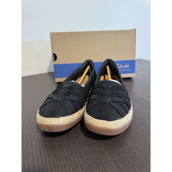 Clarks Women's Elaina Petal Black Suede 26177086 8 Wide NIB Shoes Flats - Picture 3 of 5